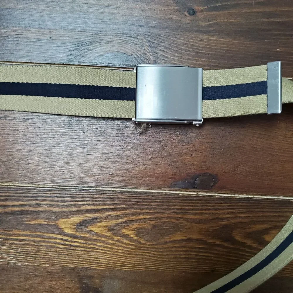 Ratchet Belt Mens 40-42 Beige Canvas Silvertone Buckle Reversible to Blue Stripe